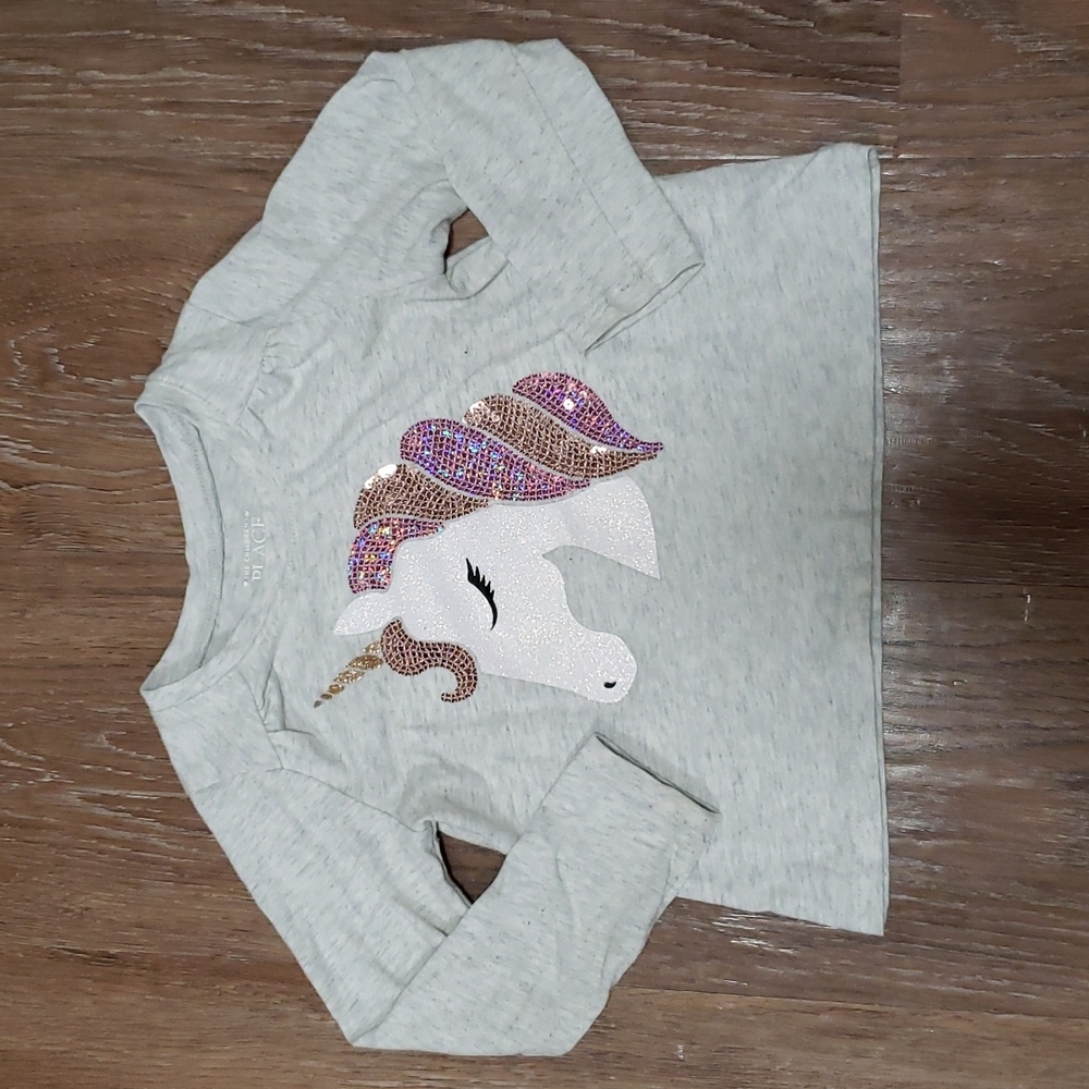 (2T) The Children's Place Youth Graphic Long Sleeved T-Shirt Casual Everyday